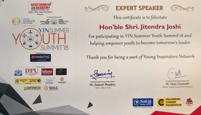 expert-speaker-b.